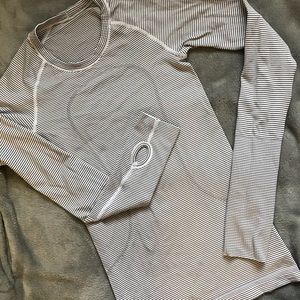 Lululemon Long Sleeve Swiftly Running Shirt sz XS